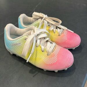 Brava Girls Cleats -size 11